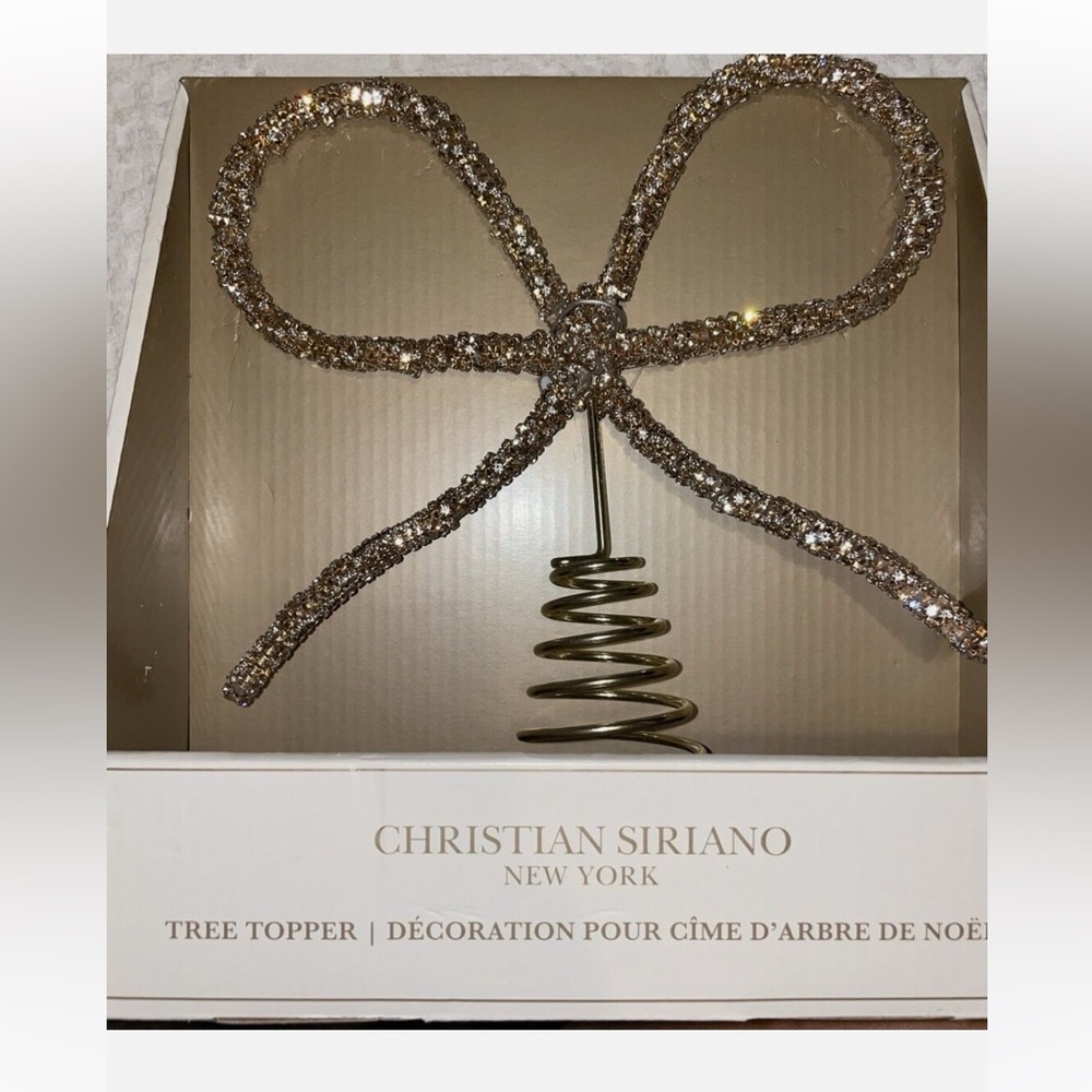 Christian Siriano gold bow tree topper viral